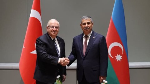 Azərbaycan və Türkiyə müdafiə nazirləri Şuşada görüşüb