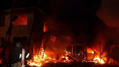 Rusiya ordusu Xarkovu vurdu: ölən və yaralananlar var