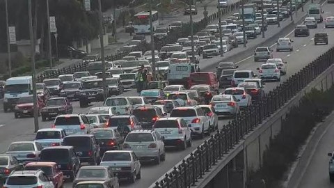 Bakıda 12 istiqamətdə tıxac var