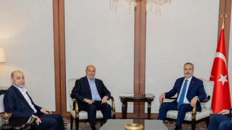 Fidan HƏMAS nümayəndə heyəti ilə görüşüb