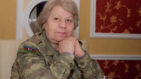 Ordumuzun ilk qadın snayperi vəfat etdi 