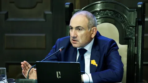 Ադրբեջանի և Հայաստանի միջև անկլավներ և էքսկլավներ չպետք է լինեն. Փաշինյան