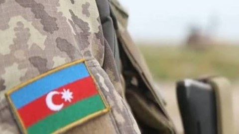 Hərbçi əməkhaqlarının artırılması təsdiqləndi 