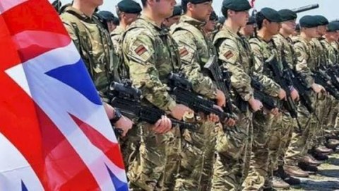 Britaniyada müharibə təhlükəsi xəbərdarlığı