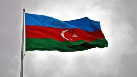 Azərbaycan öz siyasətini milli maraqları ilə müəyyənləşdirir - Arzuxan Əlizadə