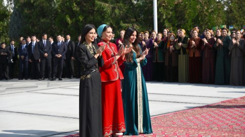 Leyla Əliyeva beynəlxalq incəsənət sərgisində
