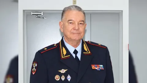 Generala qarşı korrupsiya ittihamları irəli sürülüb