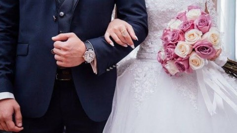 Azərbaycanda qadınlar 24, kişilər 28 yaşda evlənir