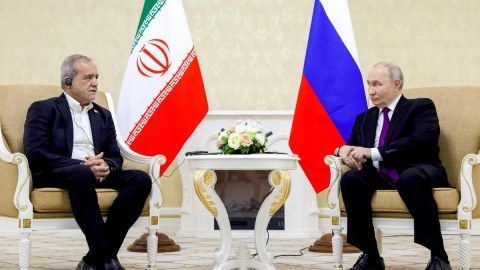 Путин обсудил с Пезешкианом ситуацию вокруг Ирана 