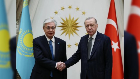 Erdoğan, Ankara'da Tokayev ile görüştü