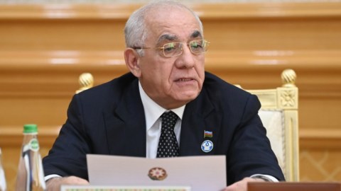 Nazirliyin tabeliyindəki qurumlarla bağlı QƏRAR