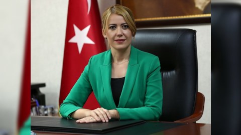 Türkiyədə bələdiyyə sədri və həyat yoldaşı həbs edildi