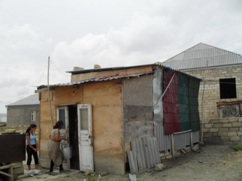 Keyrəki vulkanı ətrafında evlərin "təmizlənməsi" davam etdiriləcək