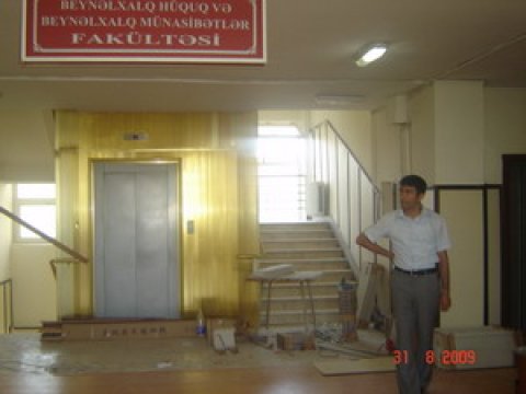 Bakı Dövlət Universitetində təmir işləri 