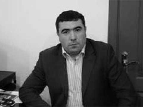 Baş redaktor məhkəmə qarşısına çıxarılıb