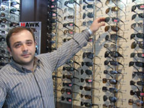 Bakıdakı optika mağazalarında ciddi nöqsanlar aşkarlanıb