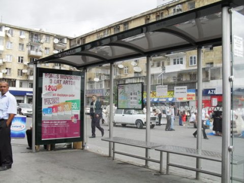 Bakı meriyası avtobus dayanacaqlarını qoruyacaq