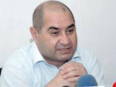 "Ermənistan "soyqırım" ideyasını kreditlə satıb" 