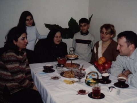 Deputat Aynur Quliyeva ilə fotosöhbət