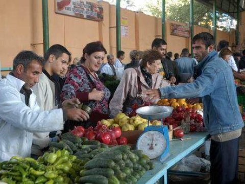 Yağmurlu hava Azərbaycanda bahalığa səbəb olacaq
