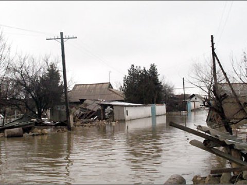 Nazirlik sel-suya qərq olan bütün rayon və kəndlərin adını açıqladı