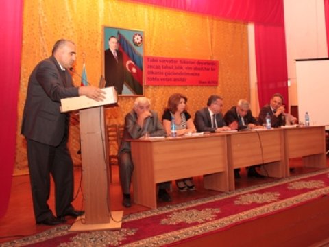 Misir Mərdanov qəzet və jurnalları peşə əxlaqına yaraşmayan hərəkətlərdə suçlayıb