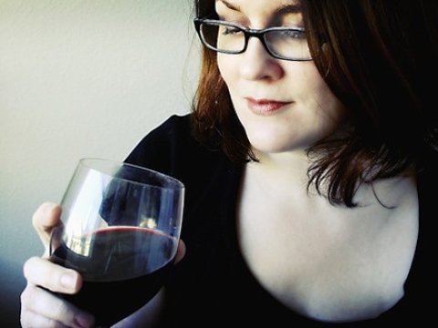 Çaxır içmək qadın fiqurasını gözəlləşdirir