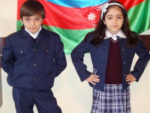 Nazirlik vahid məktəbli geyimi ilə bağlı monitorinq aparır