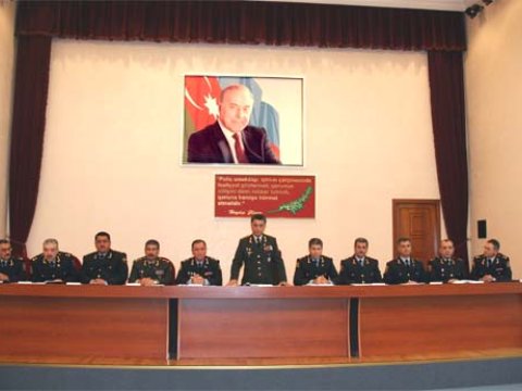 General polis rəislərindən nöqsanları aradan qaldırmağı tələb edib