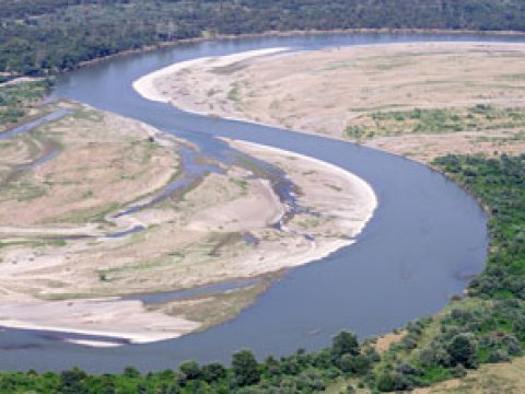 Xəzər Dəniz Gəmiçiliyinin liltəmizləyən gəmiləri Kürün deltasını tərk edib