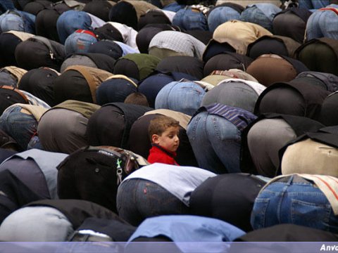 Məscidlərdə oğurluqlar...Hacı Faiz: “Oğrular məscid tanımırlar...” 