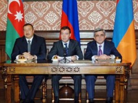 Prezidentlərin Soçi görüşü başa çatıb: Sərkisyan xizək sürməkdən imtina edib