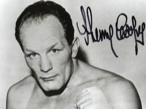 Məhəmməd Əlini nokdauna salan boksçu vəfat edib