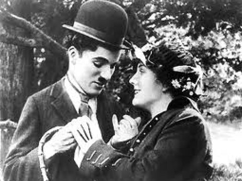 Solaxay dahi - ağlarkən güldürən Çarli Çaplin