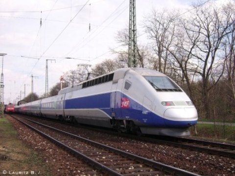 Fransa dəmir yolunun əfsanəvi səsi Bakıda