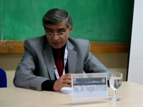 Vurğun Əyyub: “Vətən üçün, doğmalarım, dostlarım, mübarizə yoldaşlarım üçün çox darıxıram...”