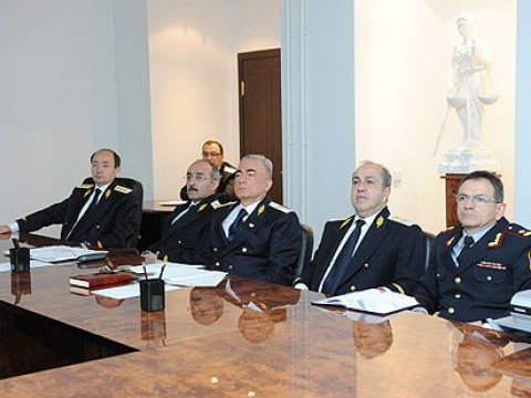 Ədliyyə Nazirliyində adlar və soyadlar məsələsi müzakirə edilib, konkret göstərişlər verilib