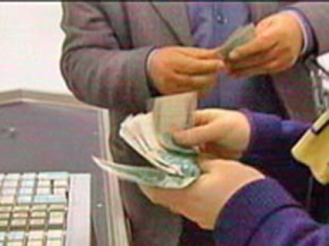 Məmur maaşları... (ARAŞDIRMA)