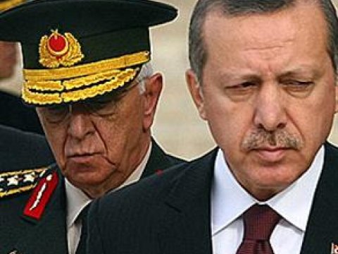 Türkiyə Silahlı Qüvvələrində “zəlzələ” – komandanlar istefa verdilər (YENİLƏNİB)