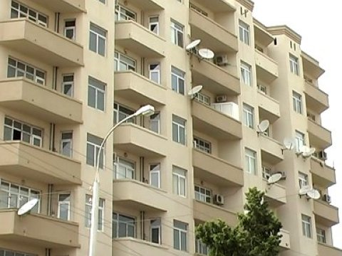 Gəncədəki yeni binalardan ev almış sakinlərə şok xəbər