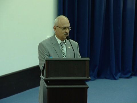 Gəncənin icra başçısı gəncəli deputatları ittiham etdi (FOTOLAR)