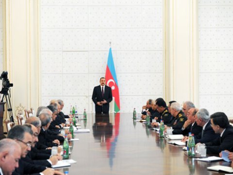 Prezident nazirlərə korrupsiya ilə mübarizənin vacibliyini xatırlatdı