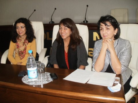 Dünyanın tanınmış üşgüzar qadını: “Azərbaycanda biznes qura bilmərəm..." (MÜSAHİBƏ)