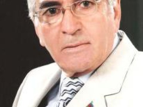 “Beləcə də yazın: nazirlik bilməlidir ki, indi fəxri ada layiq olmayanlara fəxri adlar verilir”  