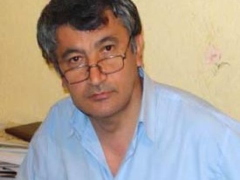 Qəşəm Nəcəfzadə: “Nə qədər “Xoruz” və “Buz” şeirini öyrənmək olar?” – MÜSAHİBƏ