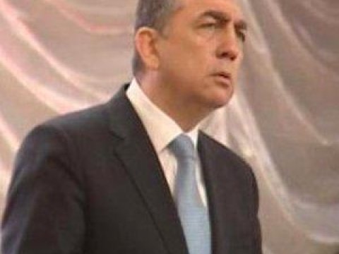 Eldar Əzizov qohumbaz məmurlara xəbərdarlıq etdi 