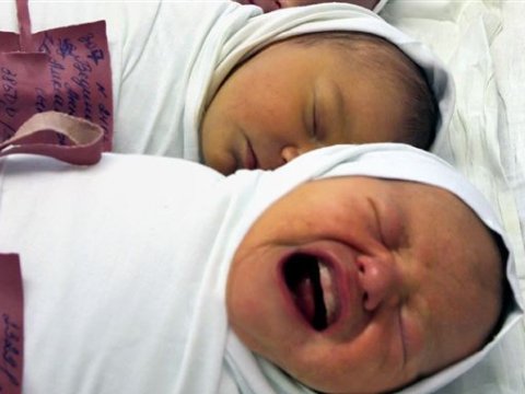 Yeni doğulan uşaqlara mürəkkəb adların qoyulması qadağan edilir