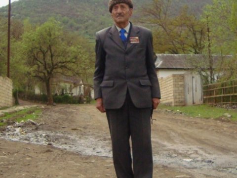 Marşal Jukovun Sovet İttifaqı Qəhrəmanı adına təqdimat verdiyi azərbaycanlı onu niyə ala bilməyib? - MARAQLI