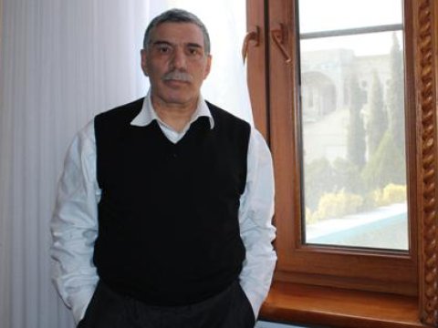 Zəlimxan Yaqub Gürcüstana gedib: “Səhhətimə görə bütün fəaliyyətim dayanıb”