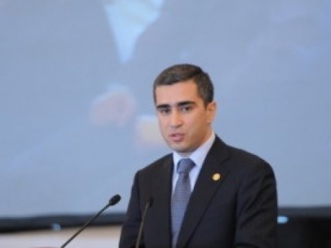 Nazir müavininin oğlu Heydər Əliyev Mərkəzinə direktor təyin edildi